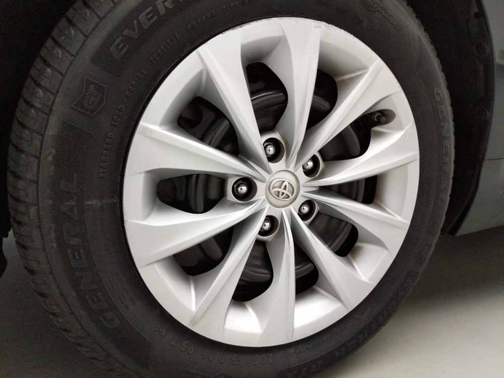 2015 Toyota Camry - Wheel