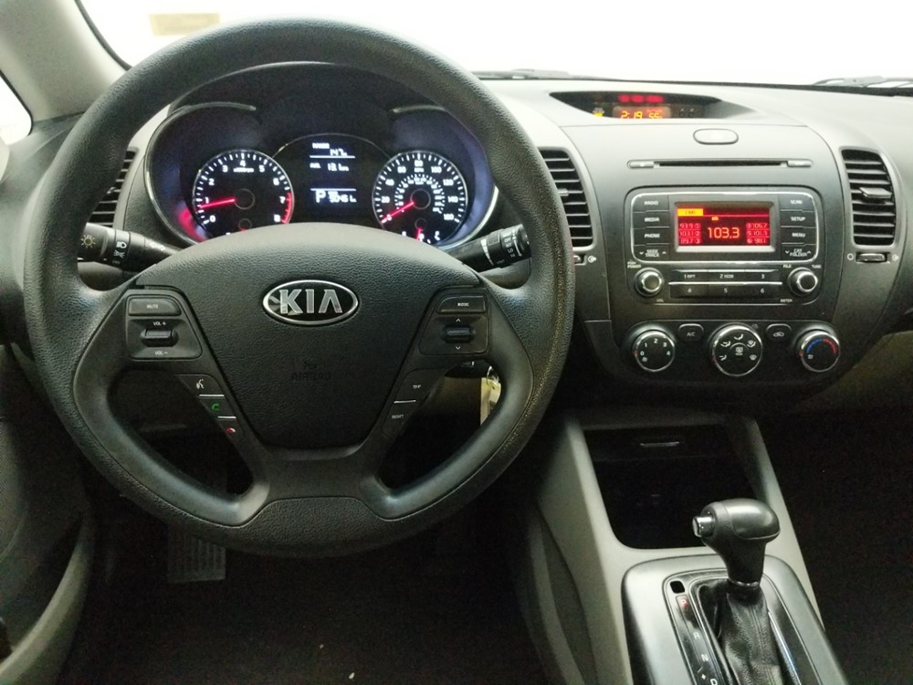 2016 Kia Forte - Driver Dash