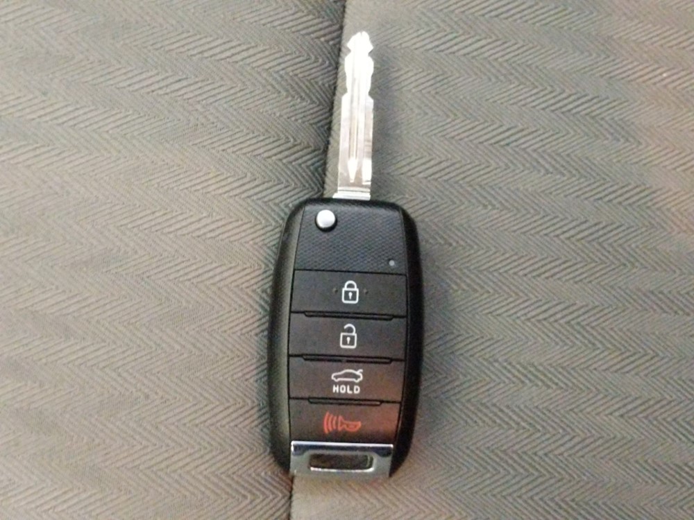 2016 Kia Forte - Keys