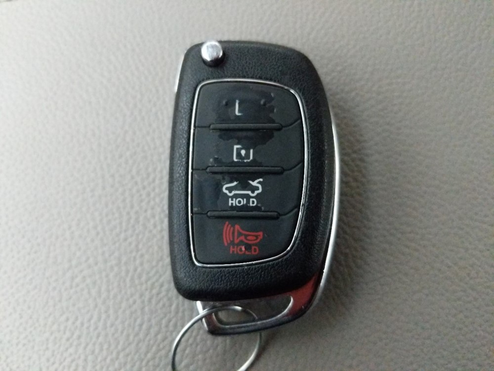 2017 Hyundai Sonata - Keys