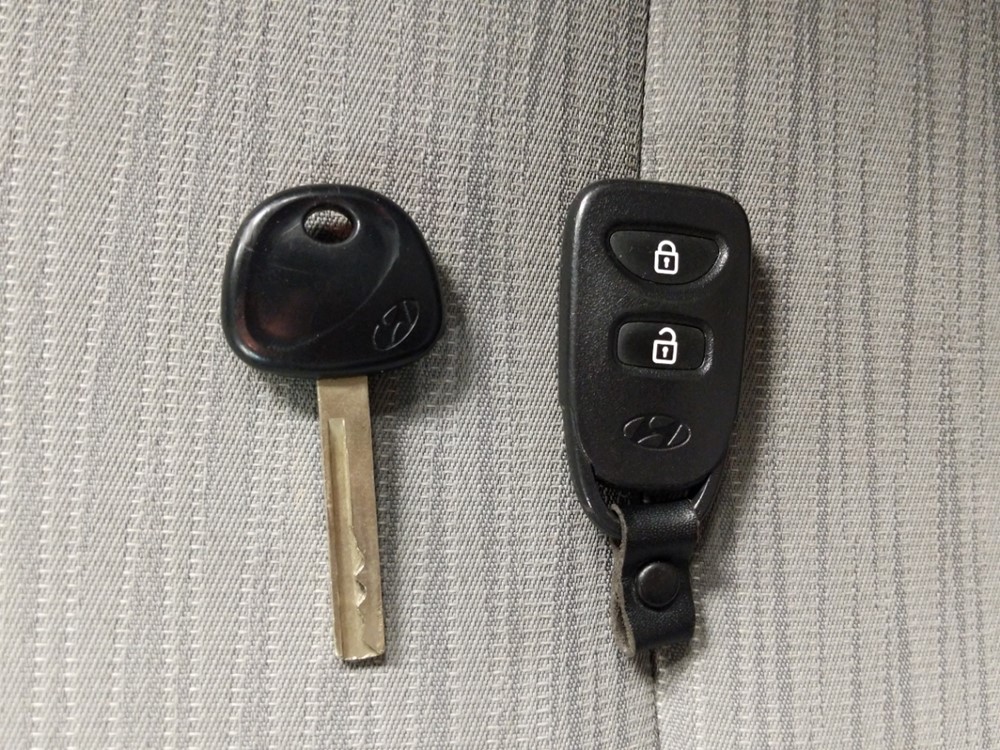 2017 Hyundai Accent - Keys
