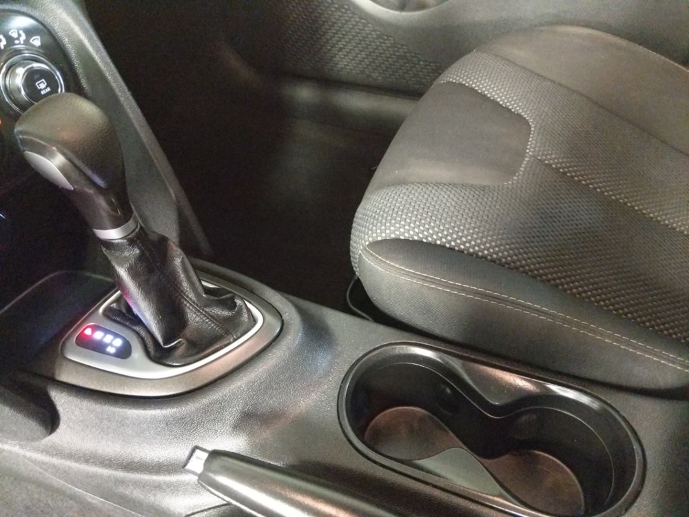 2016 Dodge Dart - Center Console/Cup Holders