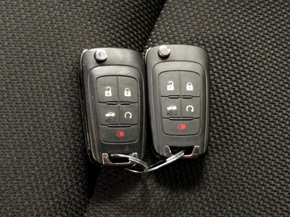 2016 Chevrolet Cruze - Keys
