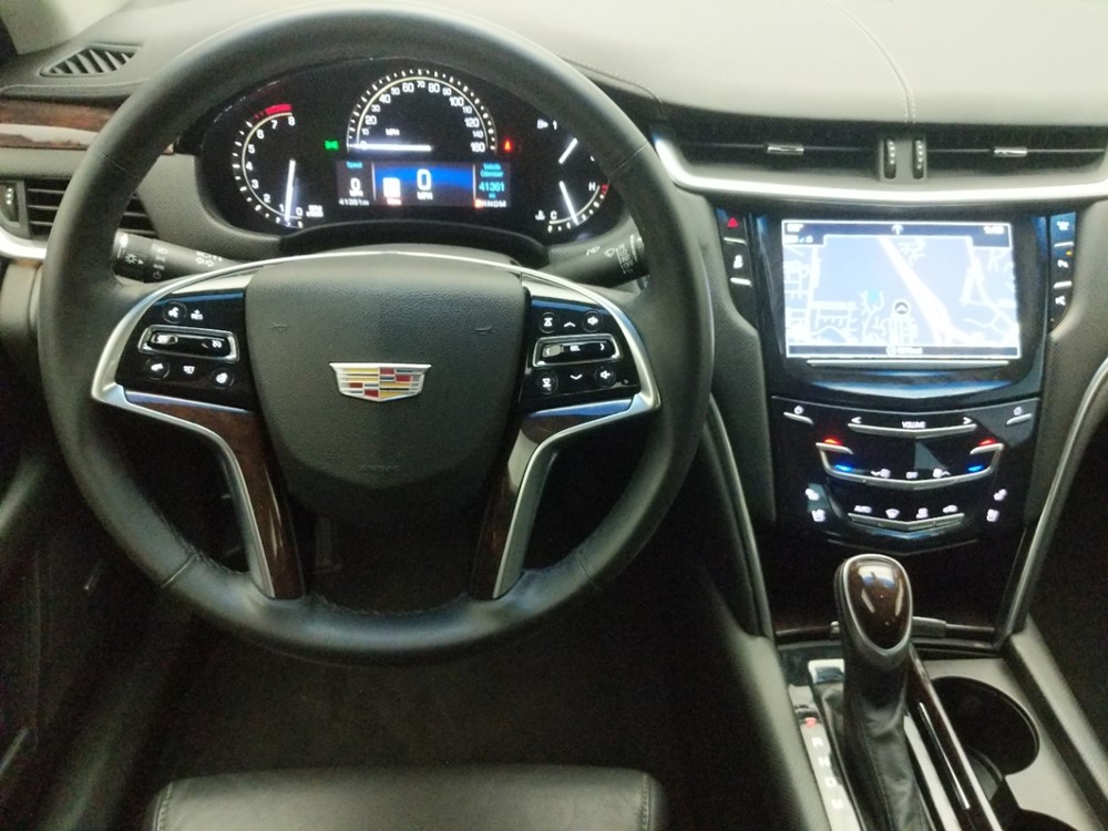 2017 Cadillac XTS - Driver Dash
