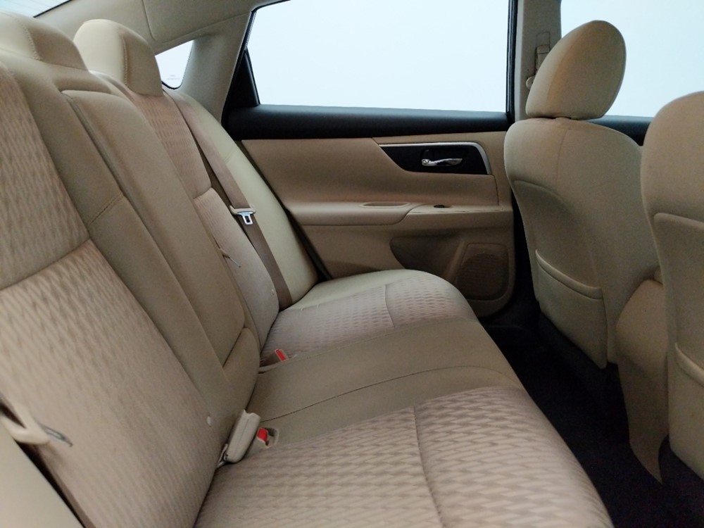 2017 Nissan Altima - Passenger Rear Seat