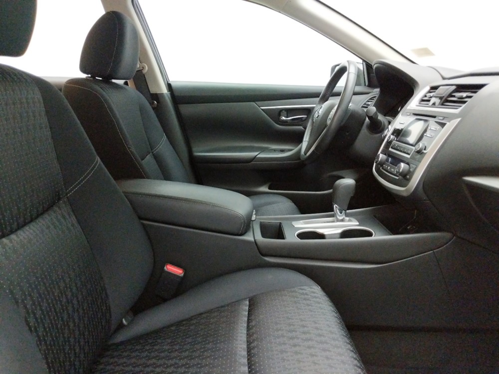 2017 Nissan Altima - Passenger Front Seat