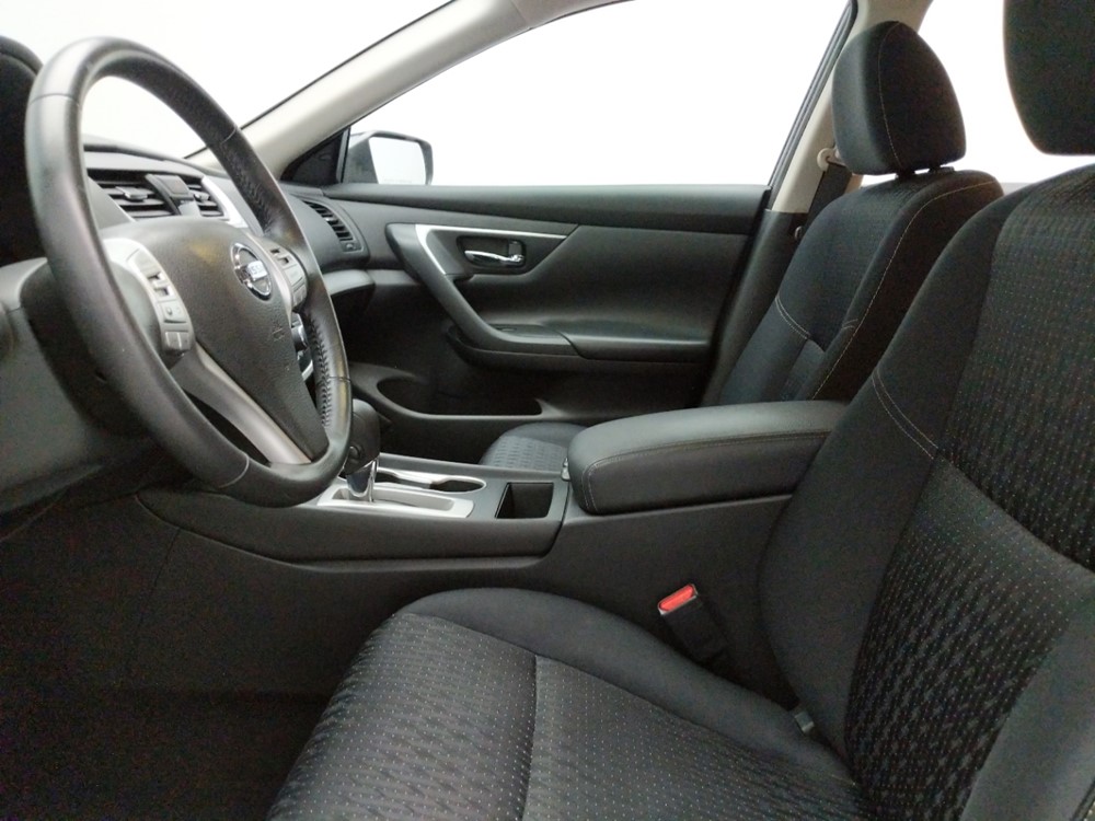 2017 Nissan Altima - Driver Front Seat