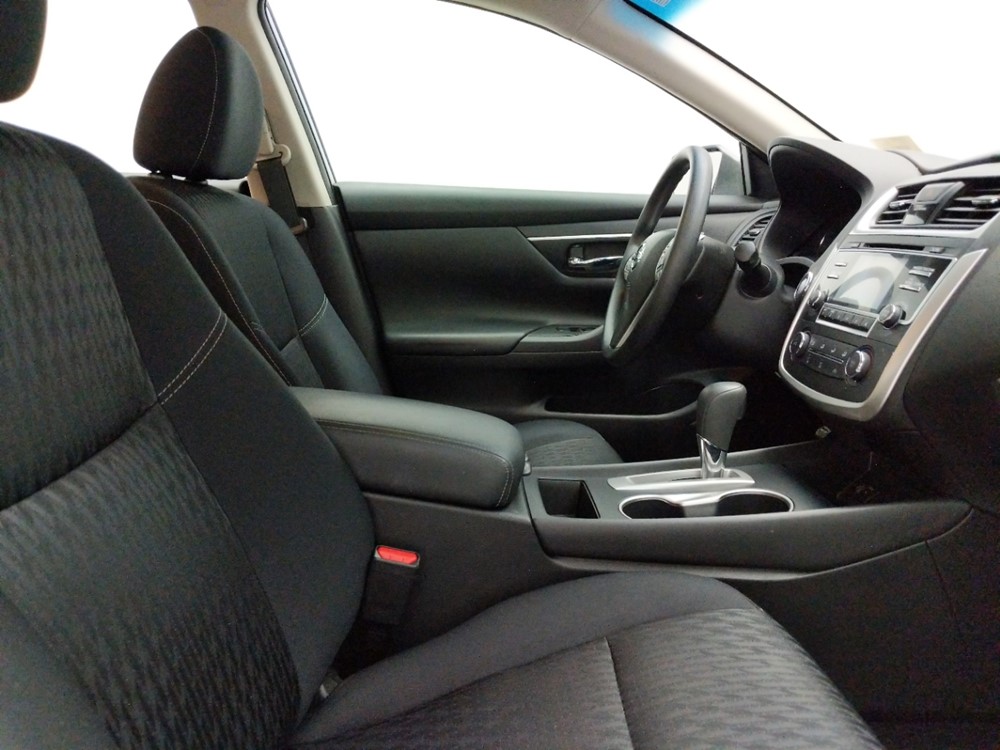 2017 Nissan Altima - Passenger Front Seat