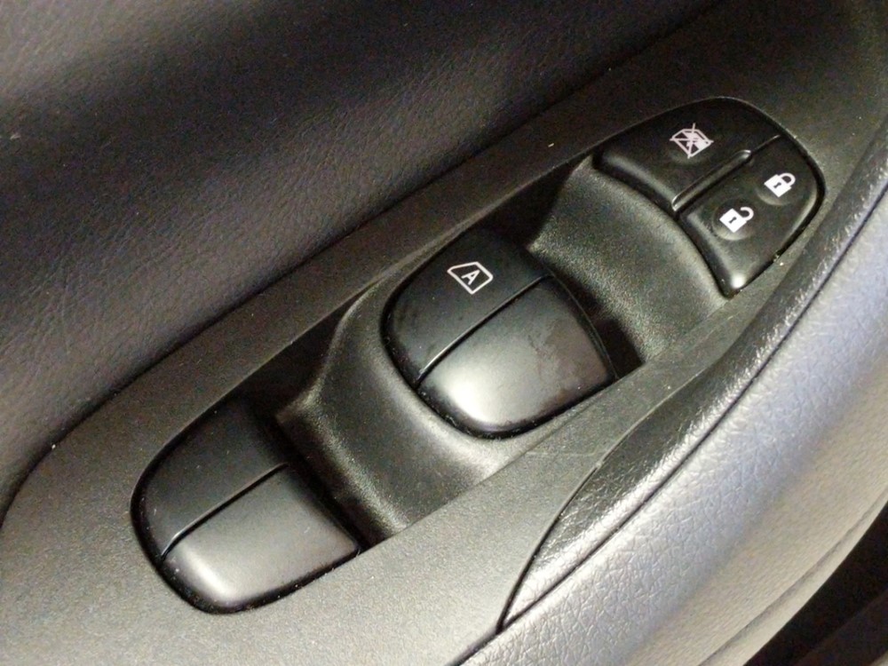 2017 Nissan Altima - Driver Power Windows/Lock Control