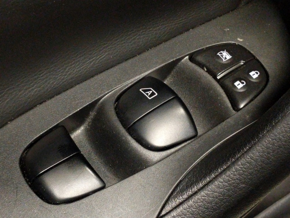 2017 Nissan Altima - Driver Power Windows/Lock Control