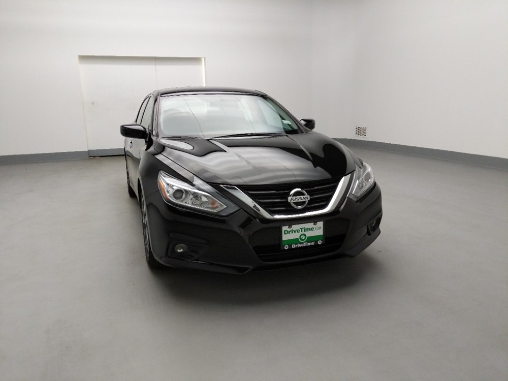 2017 Nissan Altima - Passenger Front Hood