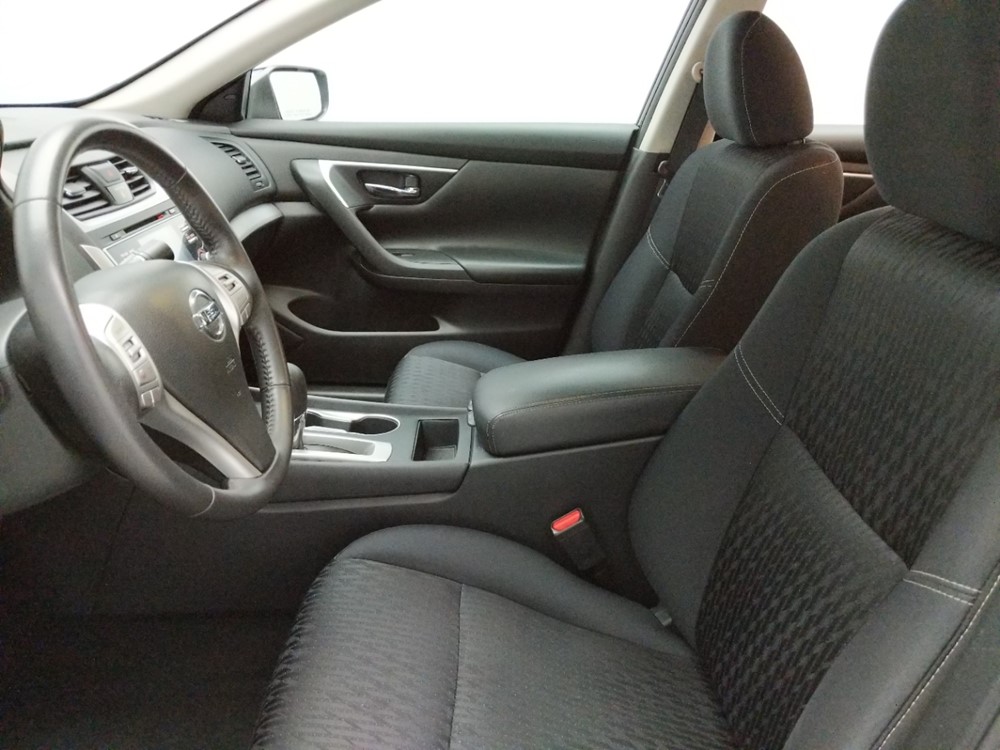 2017 Nissan Altima - Driver Front Seat