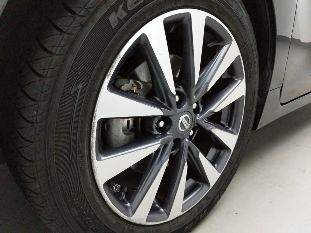 2017 Nissan Altima - Wheel