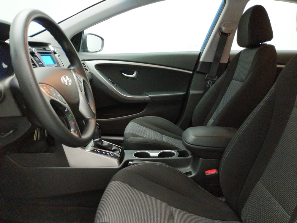 2017 Hyundai Elantra - Driver Front Seat