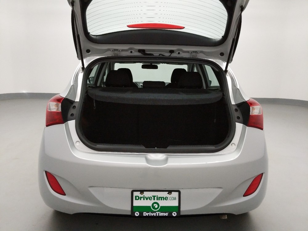 2017 Hyundai Elantra - Trunk