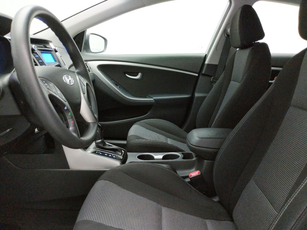 2017 Hyundai Elantra - Driver Front Seat