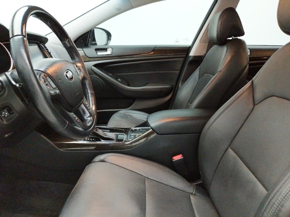 2015 Kia Cadenza - Driver Front Seat