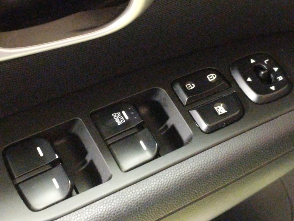 2016 Kia Soul - Driver Power Windows/Lock Control