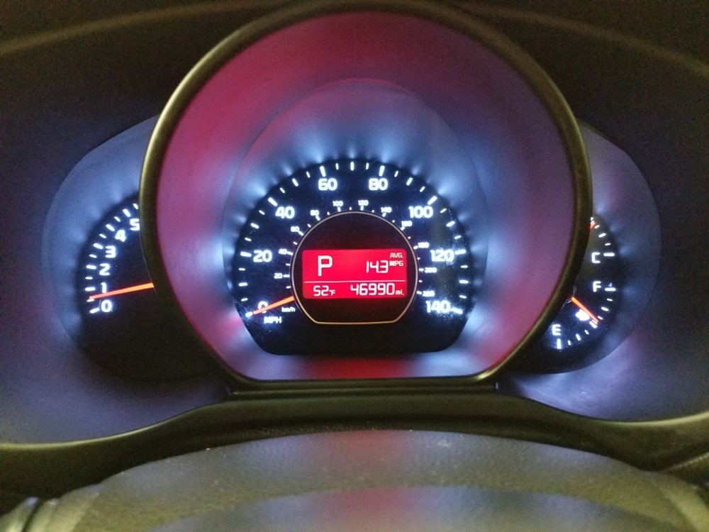 2016 Kia Soul - Odometer Close Up