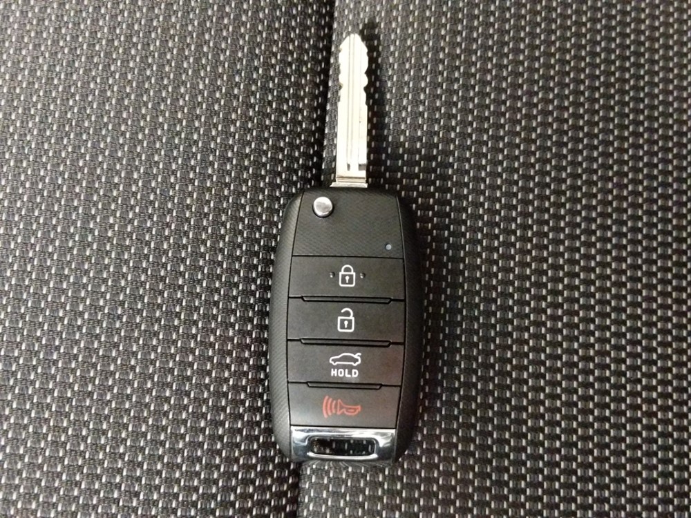 2017 Kia Forte - Keys