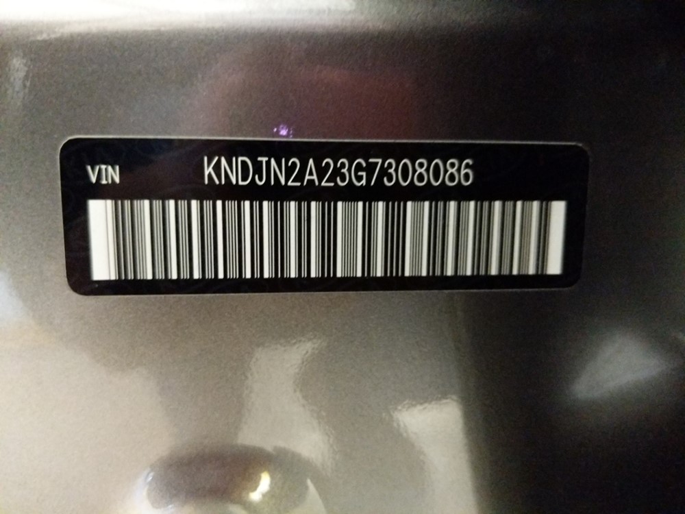 2016 Kia Soul - VIN Plate