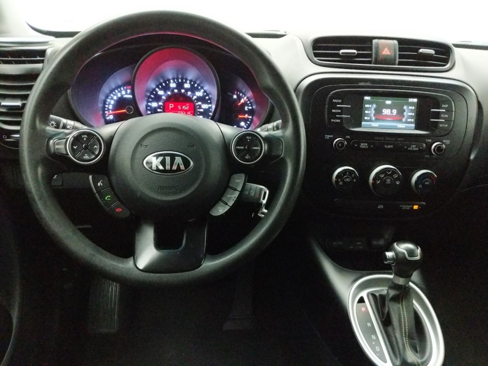 2016 Kia Soul - Driver Dash
