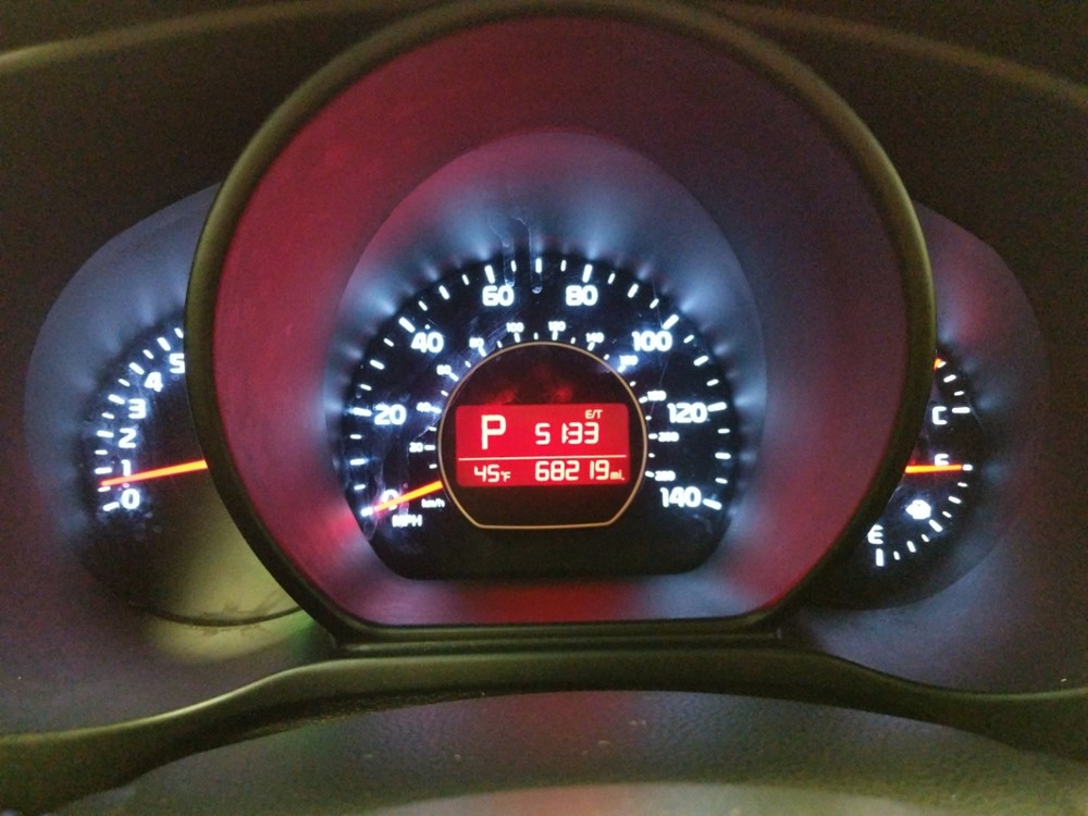 2016 Kia Soul - Odometer Close Up