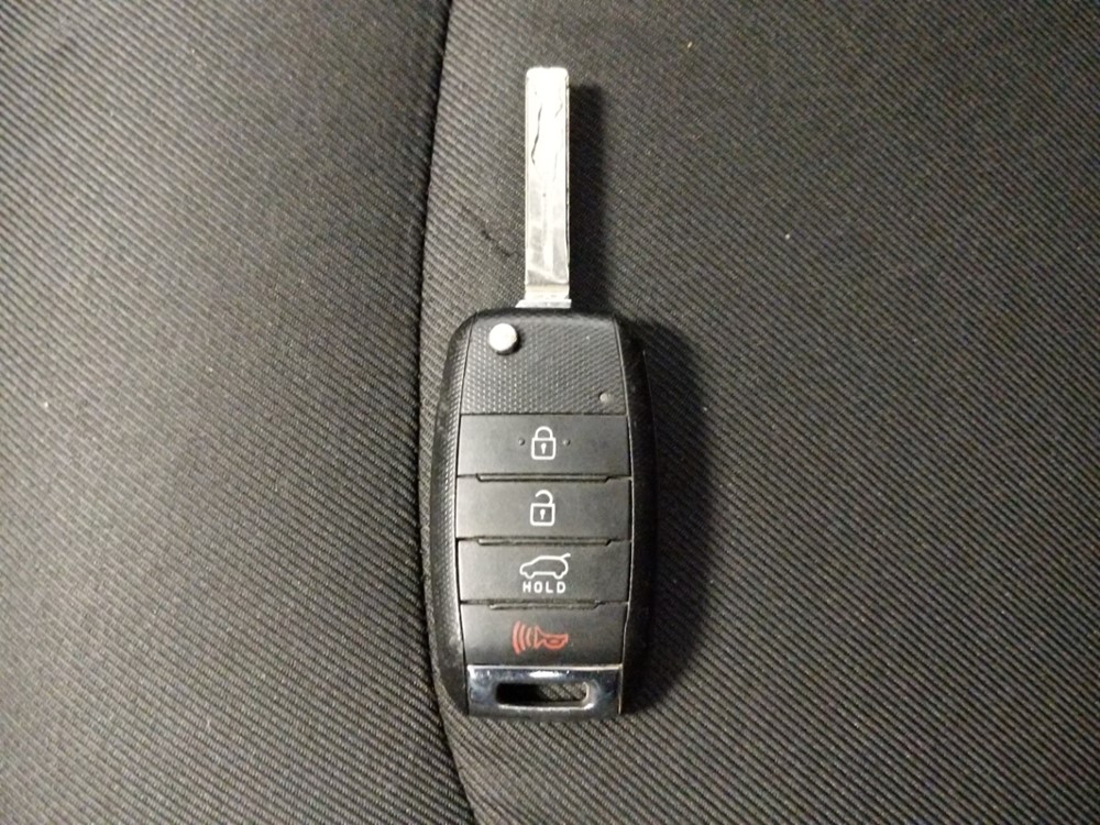 2016 Kia Soul - Keys