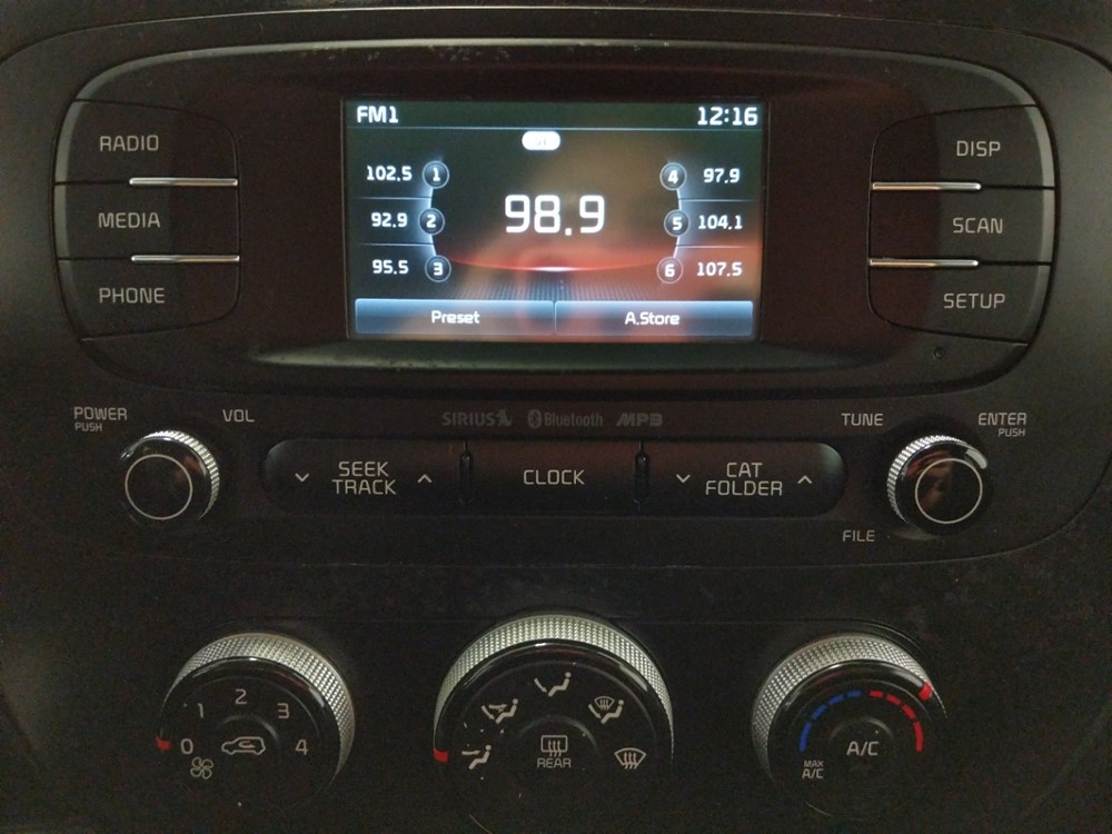 2016 Kia Soul - Stereo Package
