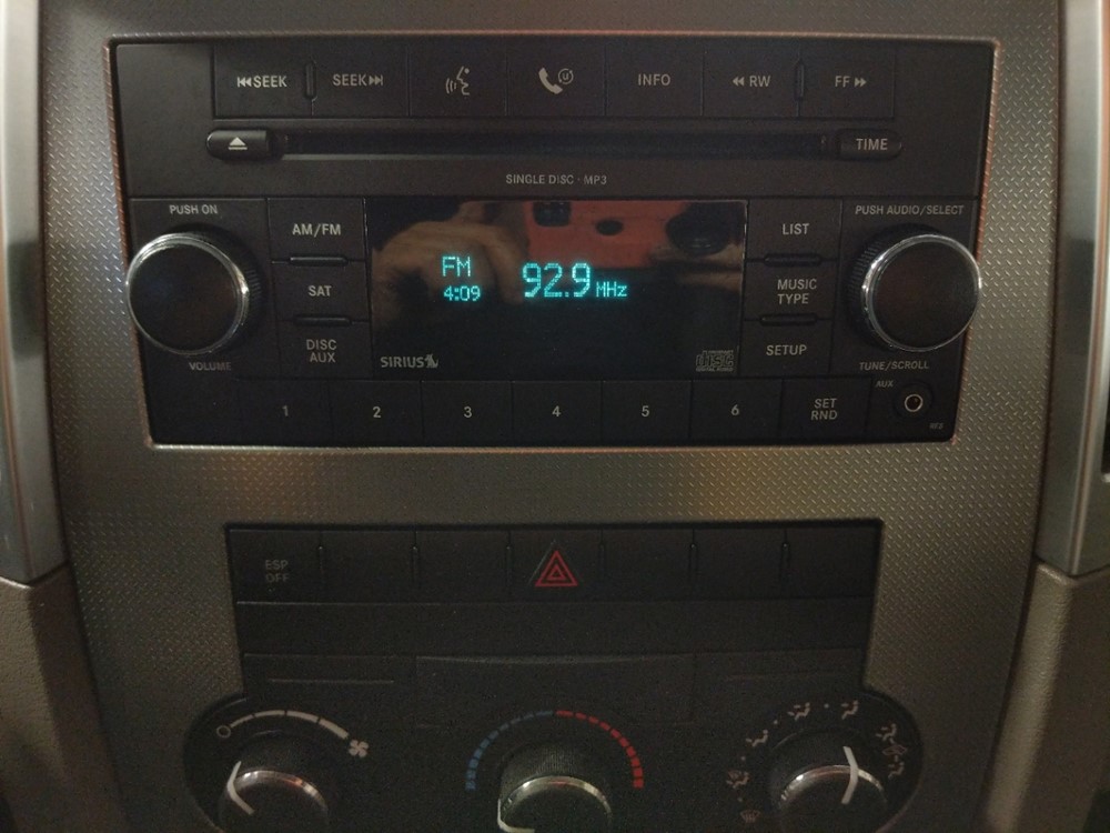 2009 Jeep Grand Cherokee - Stereo Package