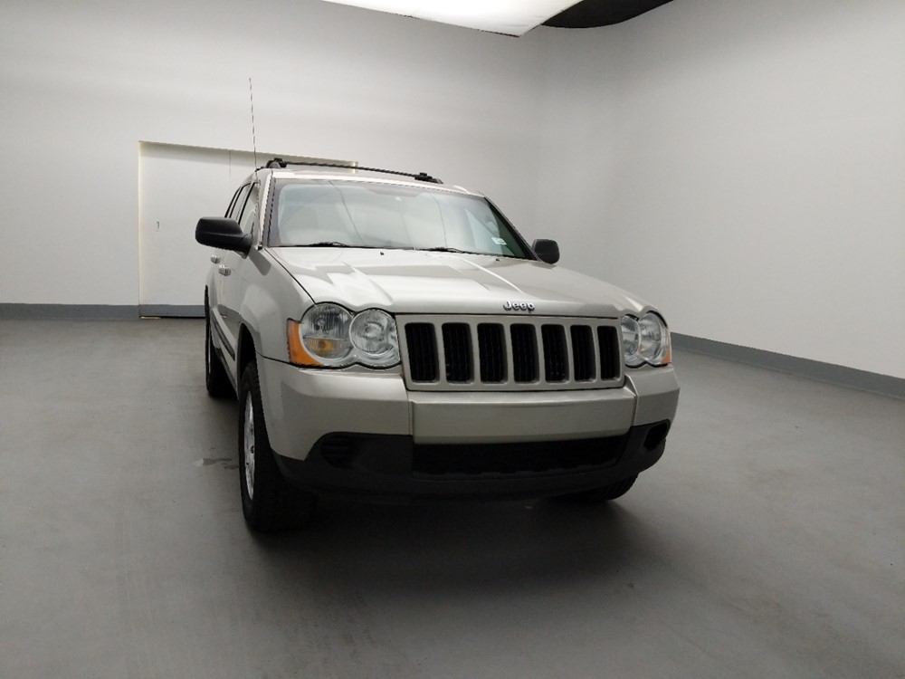2009 Jeep Grand Cherokee - Passenger Front Hood