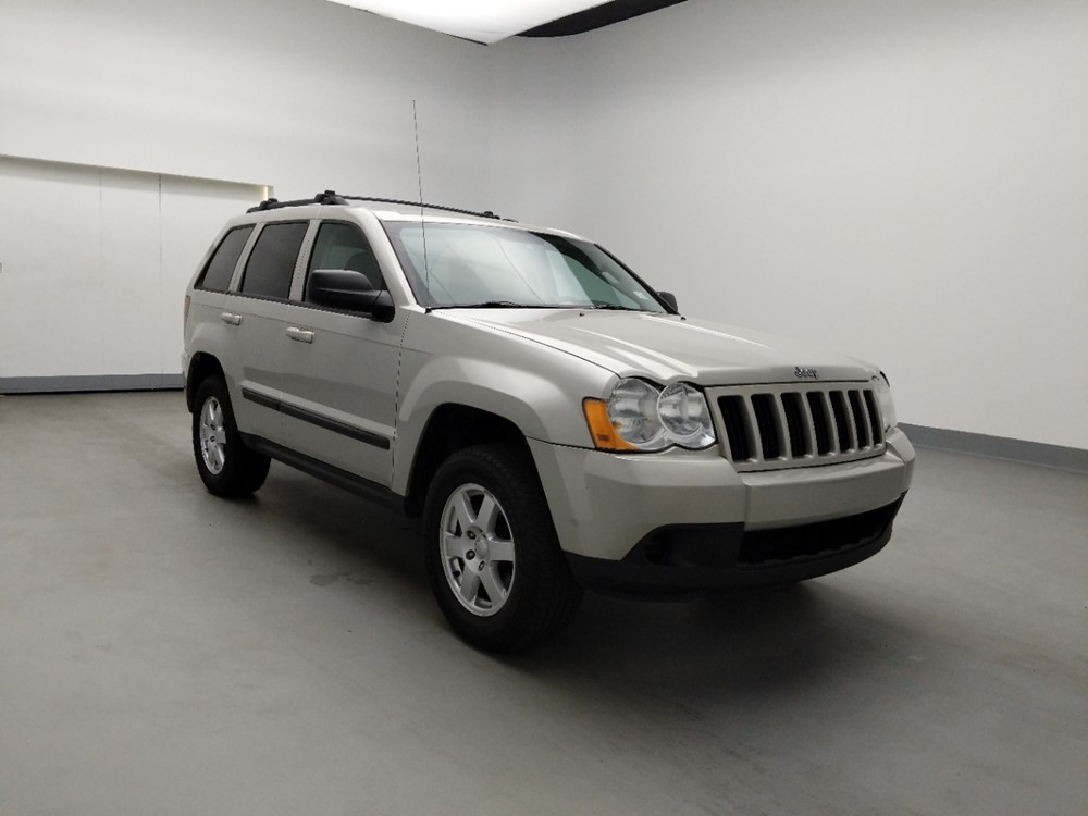 2009 Jeep Grand Cherokee - Passenger Front Bumper