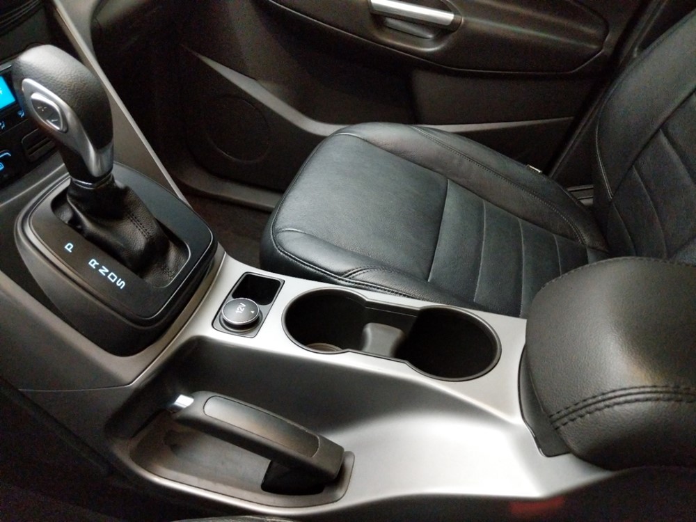 2015 Ford Escape - Center Console/Cup Holders