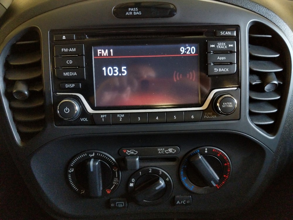 2016 Nissan JUKE - Stereo Package