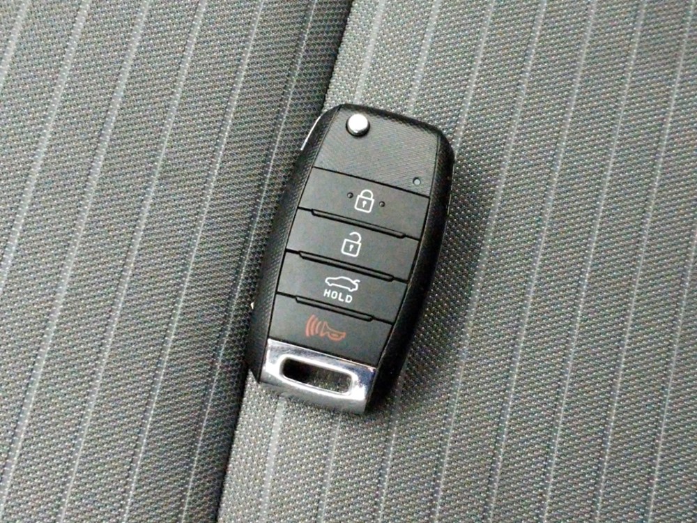2017 Kia Forte - Keys