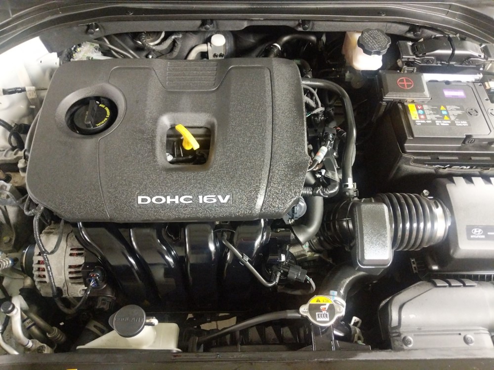 2018 Hyundai Elantra - Engine