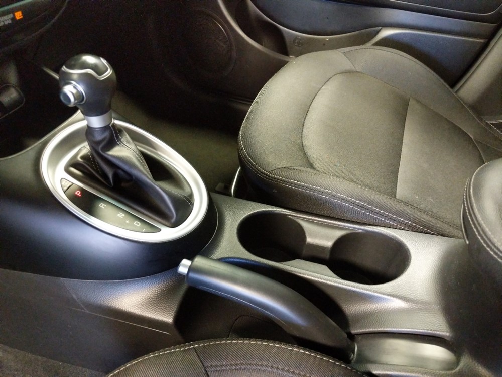2018 Kia Soul - Center Console/Cup Holders