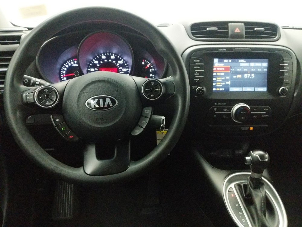 2018 Kia Soul - Driver Dash