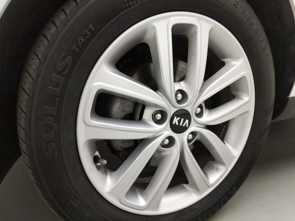 2018 Kia Soul - Wheel