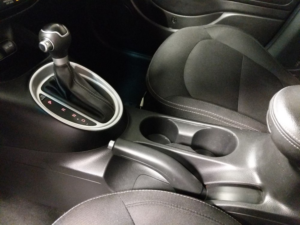 2018 Kia Soul - Center Console/Cup Holders