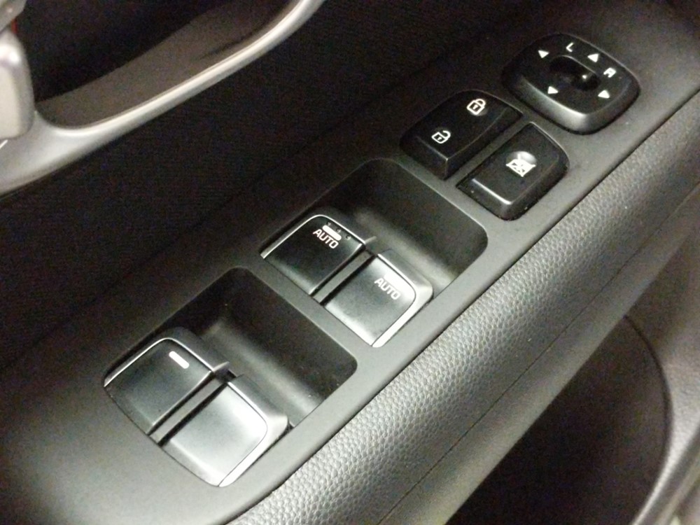 2018 Kia Soul - Driver Power Windows/Lock Control