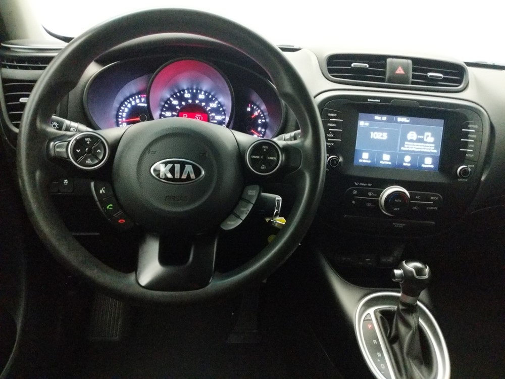 2018 Kia Soul - Driver Dash