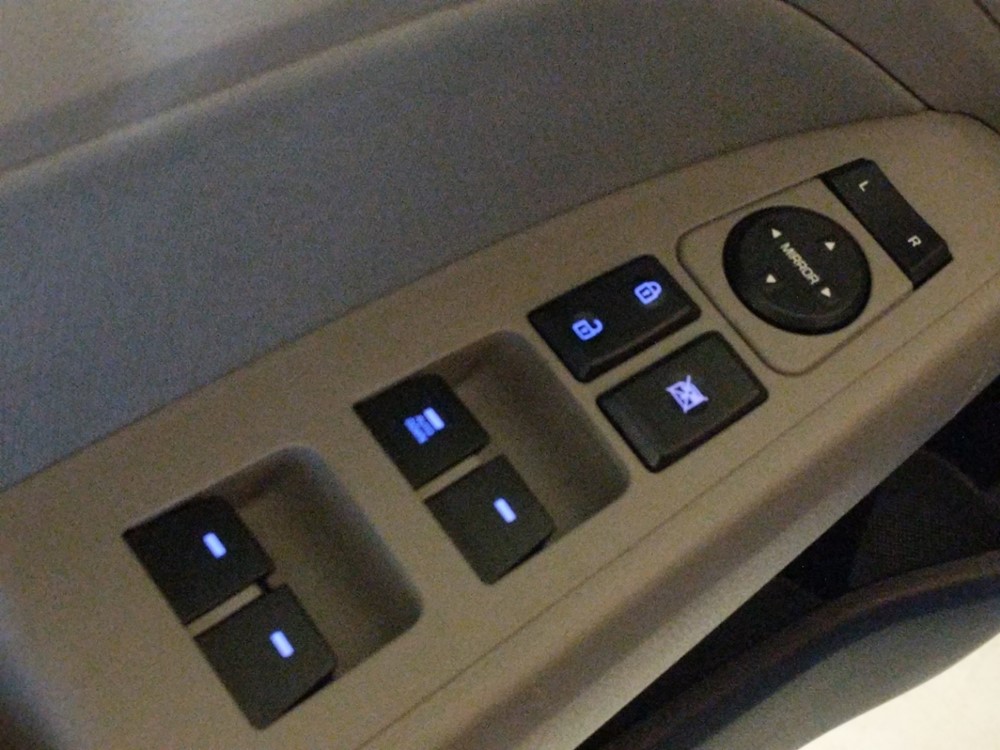 2018 Hyundai Elantra - Driver Power Windows/Lock Control