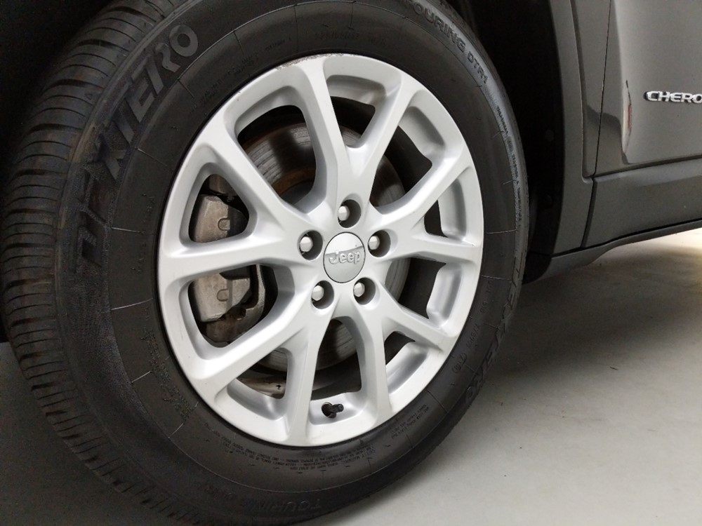 2014 Jeep Cherokee - Wheel
