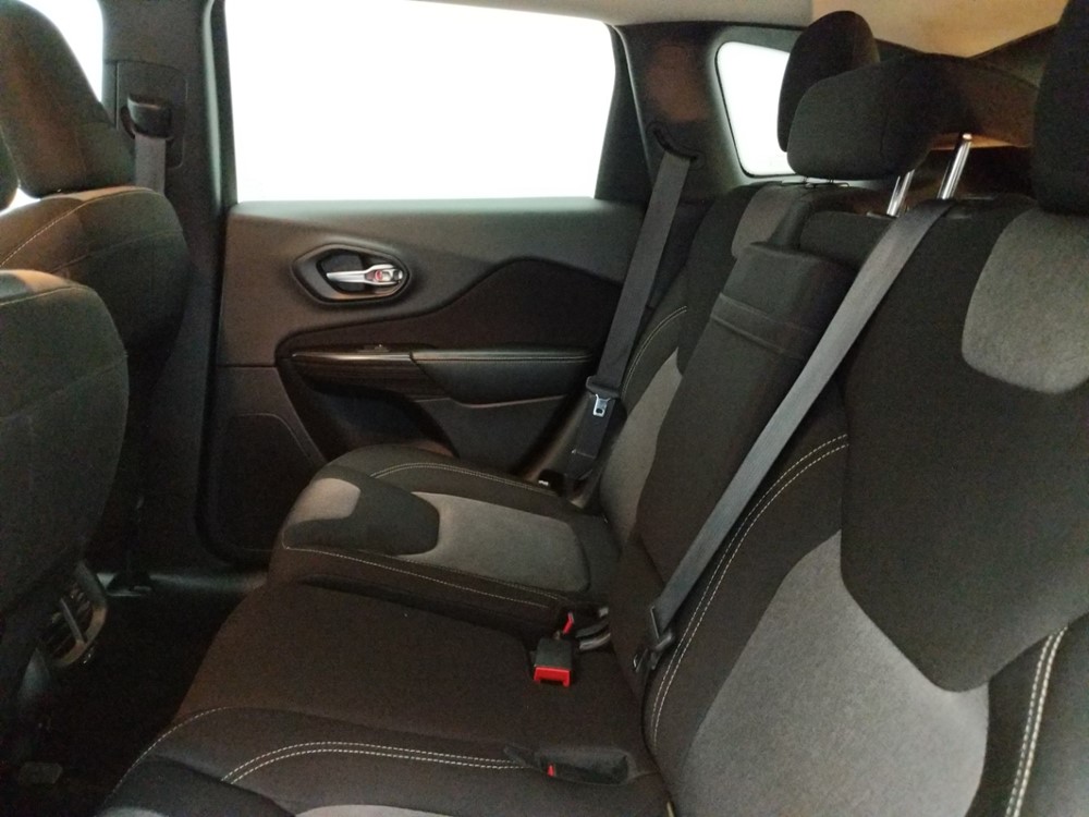 2014 Jeep Cherokee - Driver Rear Seat