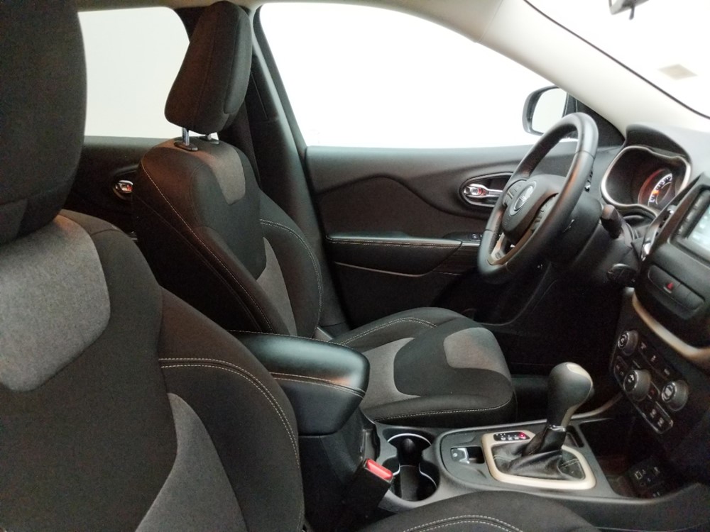 2014 Jeep Cherokee - Passenger Front Seat