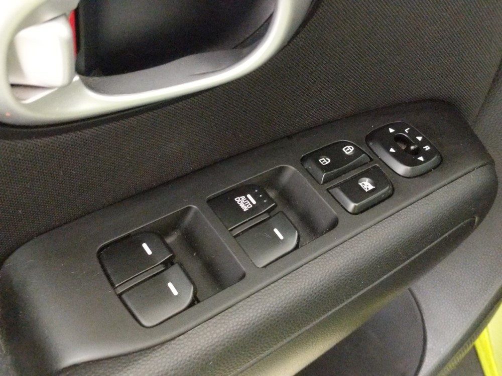 2016 Kia Soul - Driver Power Windows/Lock Control