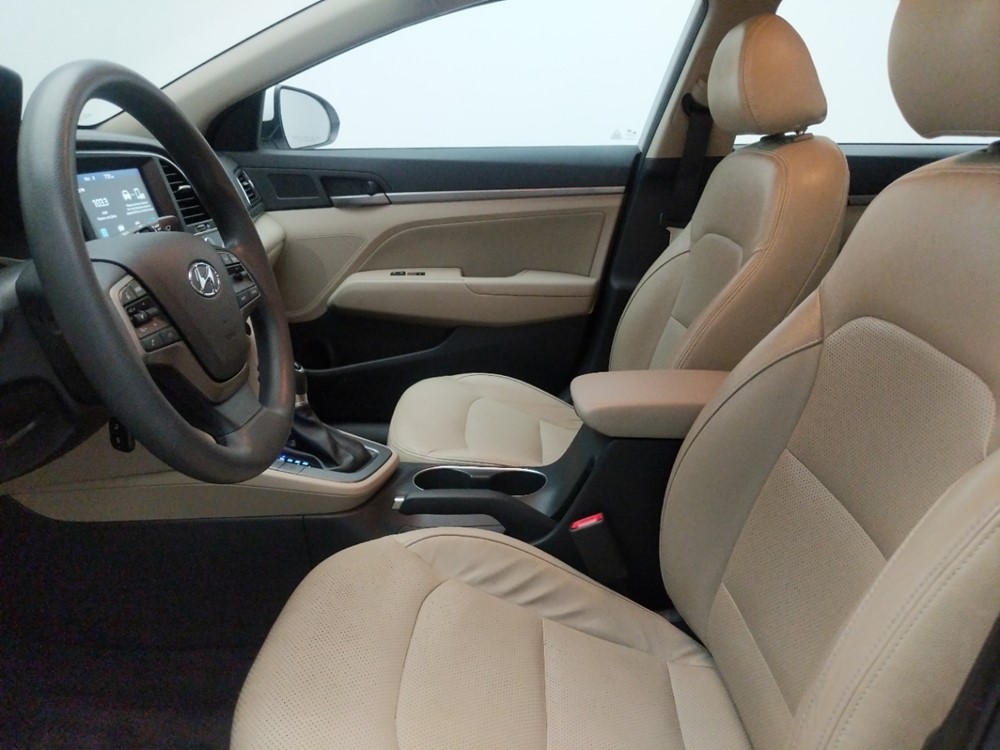2017 Hyundai Elantra - Driver Front Seat