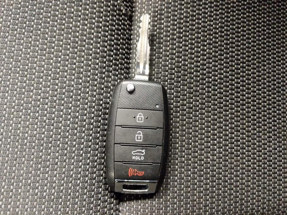 2017 Kia Forte - Keys