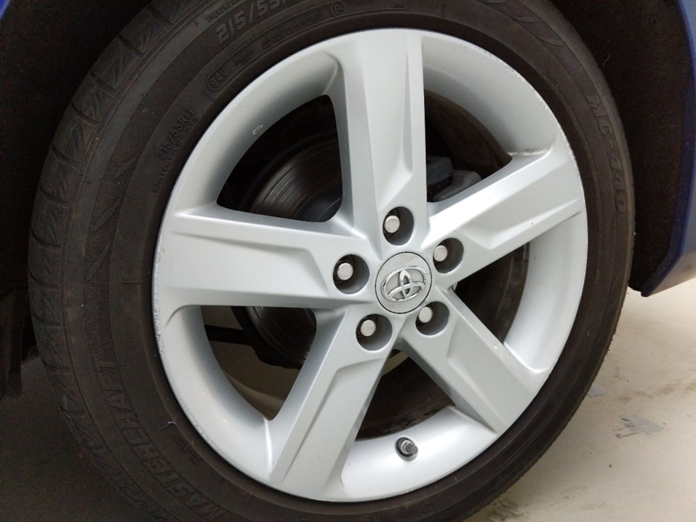 2015 Toyota Camry - Wheel